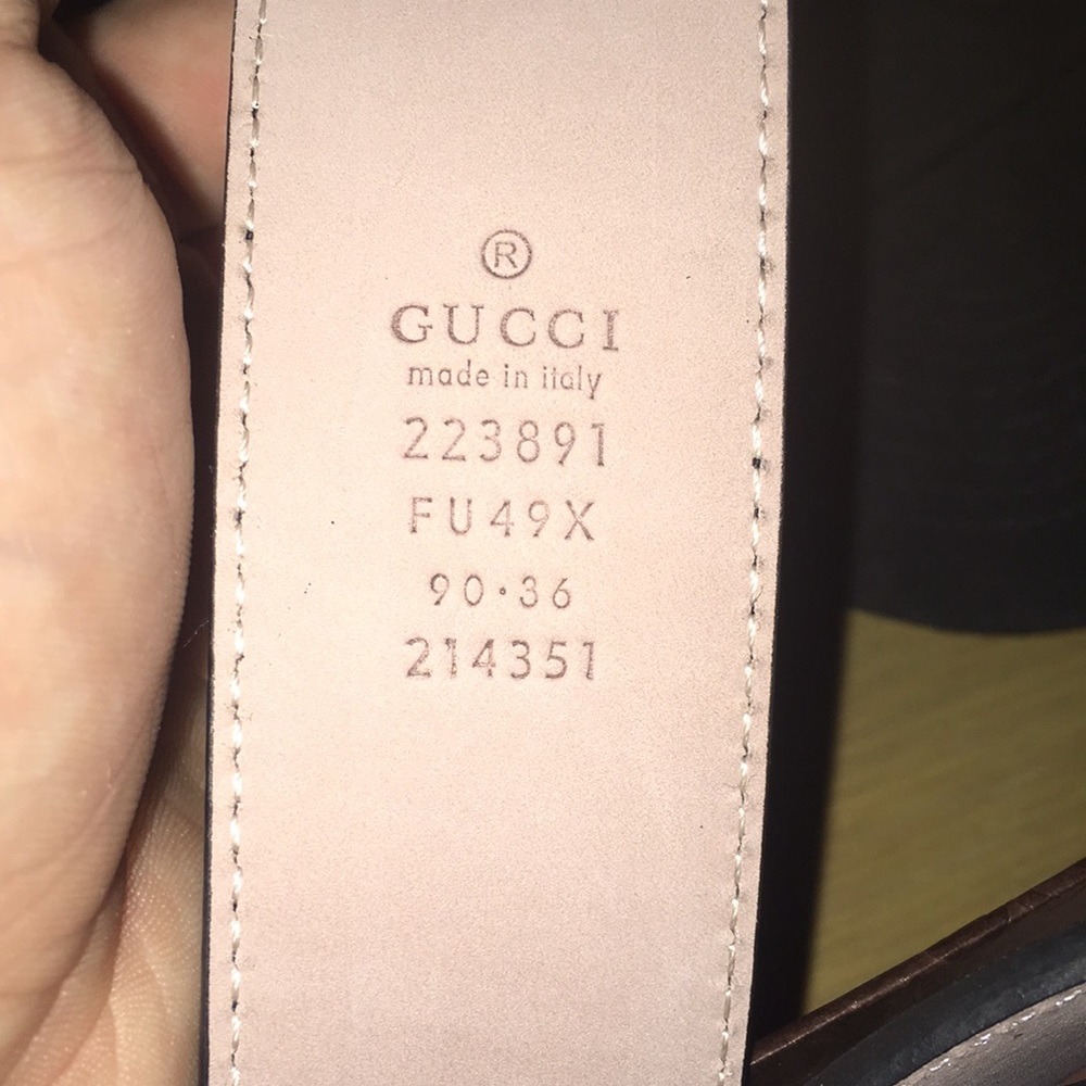 Men’s Gucci belt - Picture 2 of 2